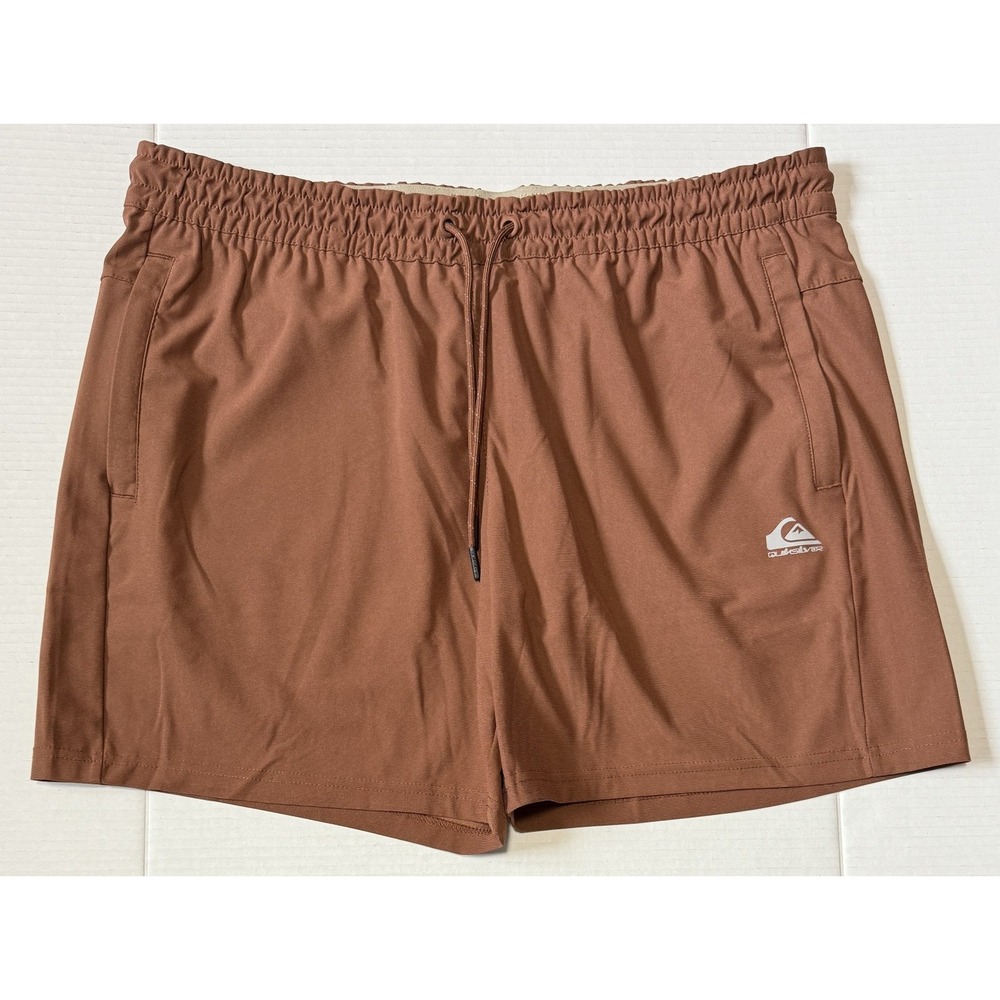 QUIKSILVER - Men's Comfort Stretch Moisture Wicking Zip Pocket Shorts - X-Large